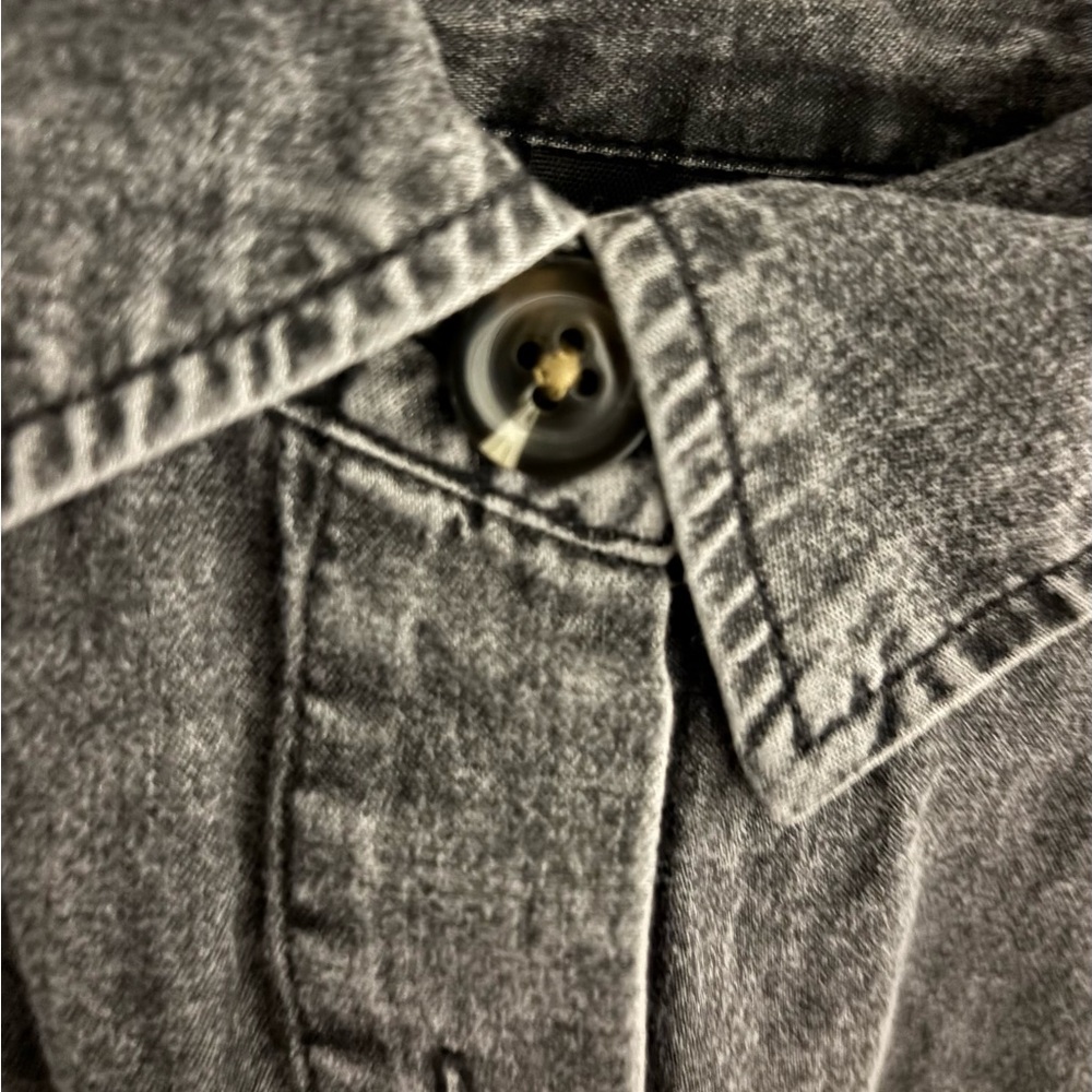 Who What Wear Black Washed Button-Up Shirt - Picture 2 of 3